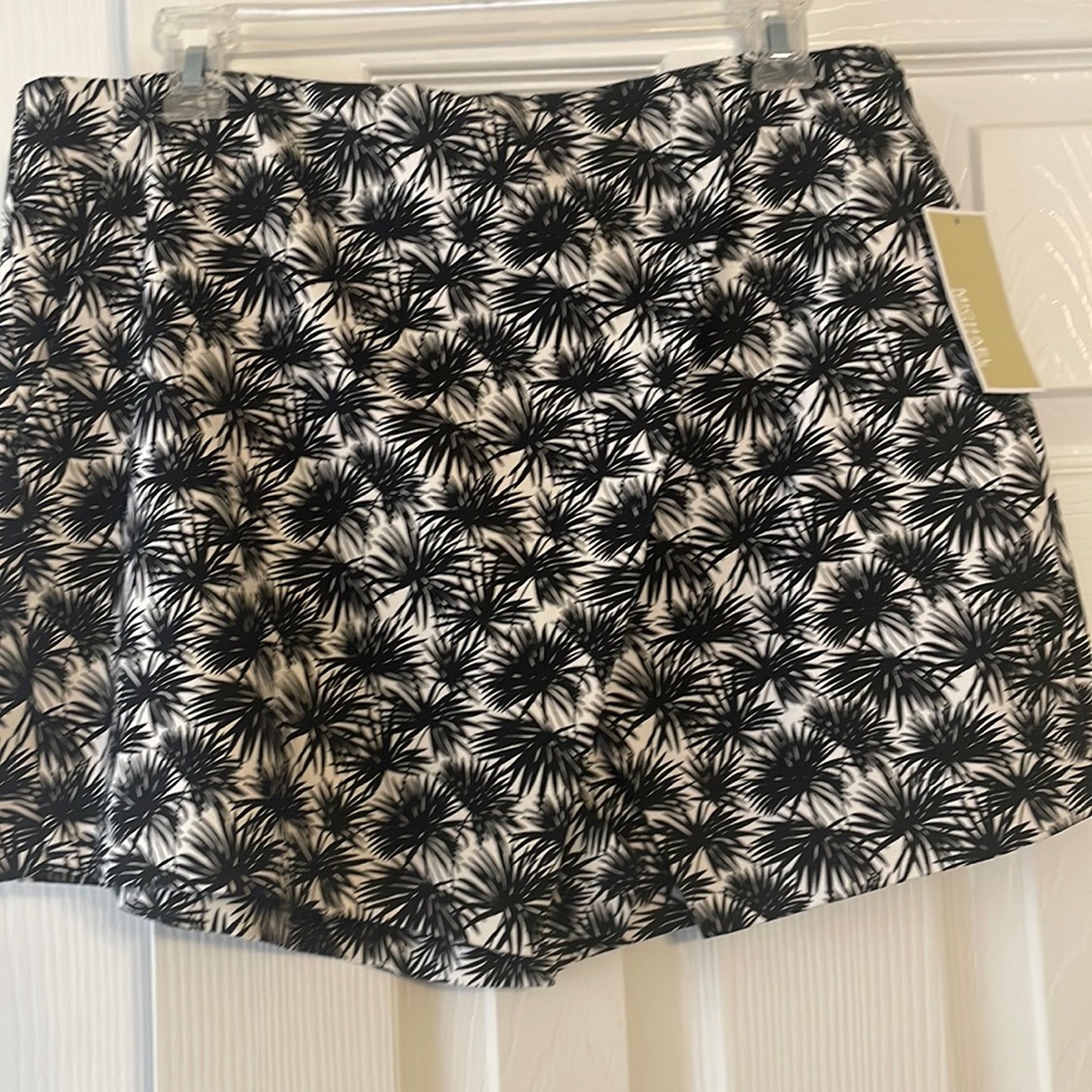 Michael Kors size 12 Skort NWT